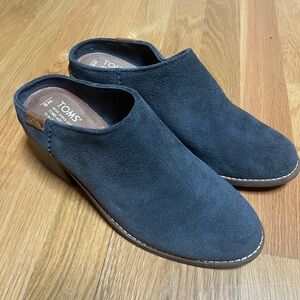 TOMS Charcoal Suede Slip-On Shoes